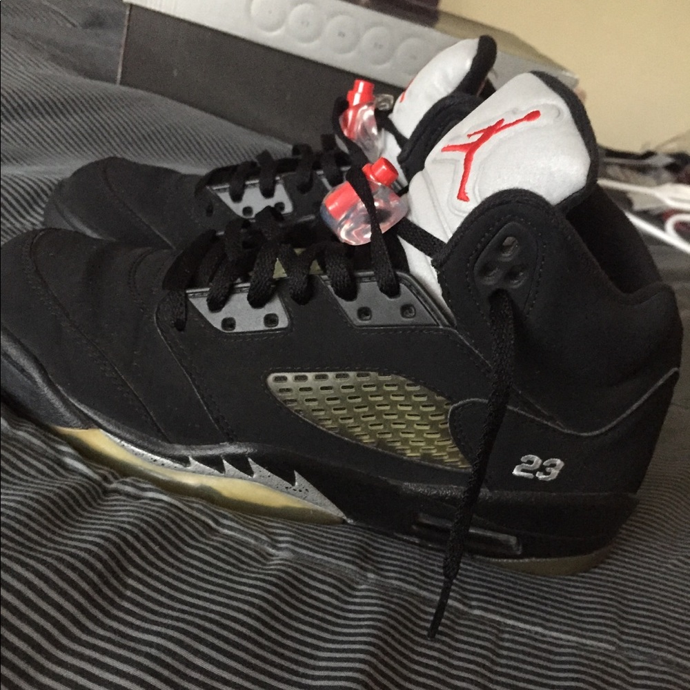 Jordan retro 5 big kids size 6y